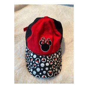 Minnie Mouse Vintage Red Black Strapback Women's
Cap Hat One Size